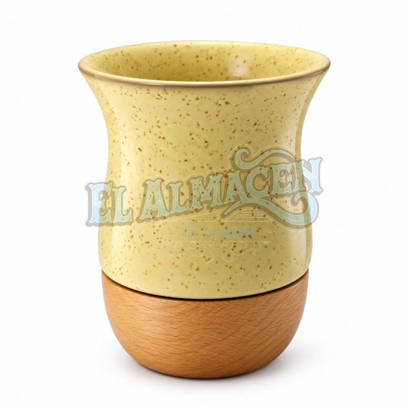 Mate en Ceramica y Madera Amarillo Pastel